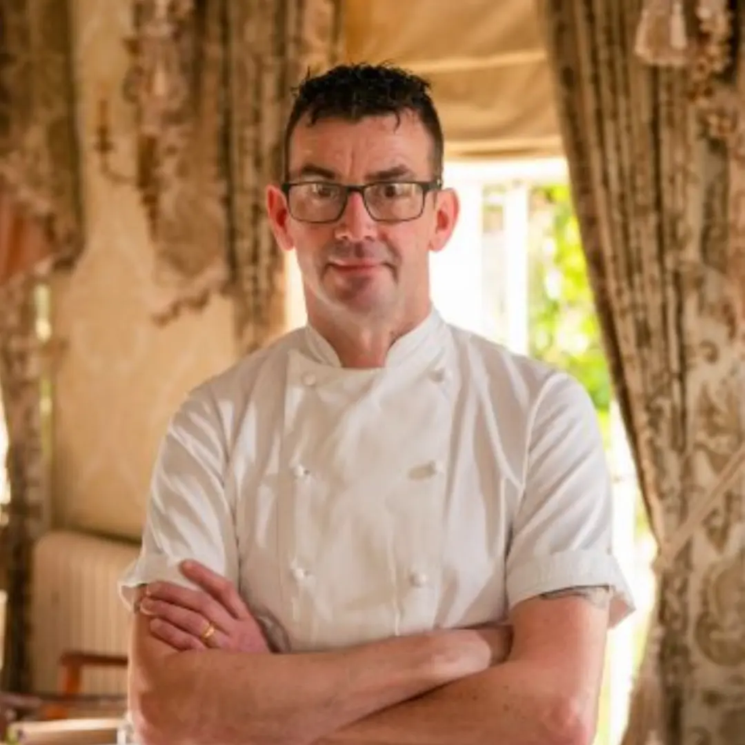 Portrait Hywel Jones